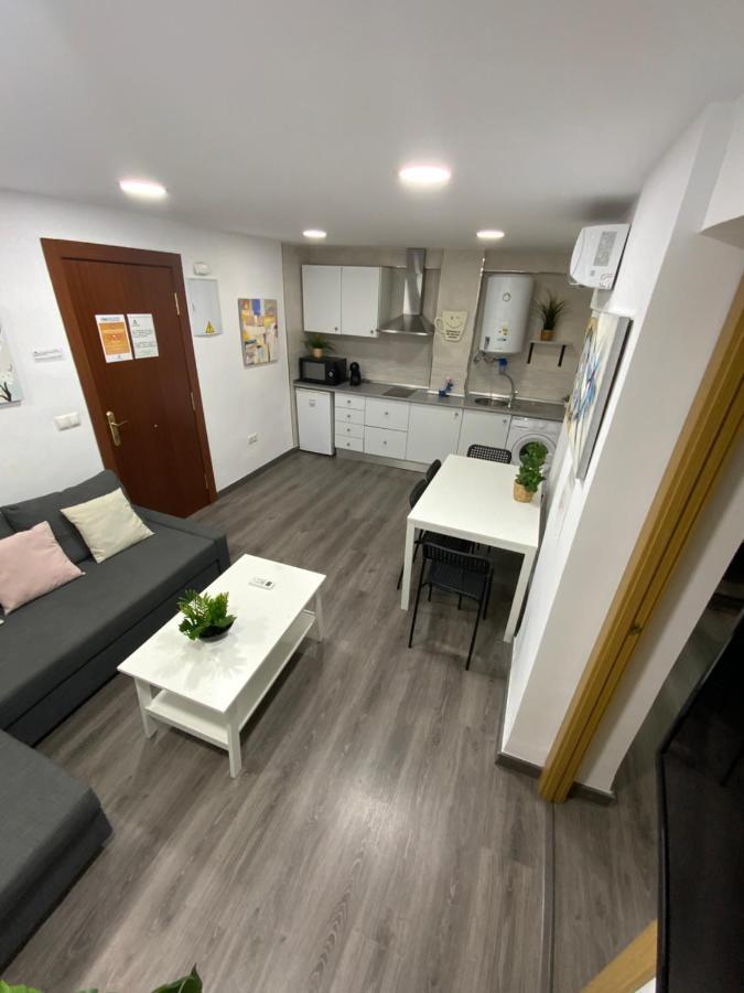 Goya Apartamentos Malaga Exterior photo