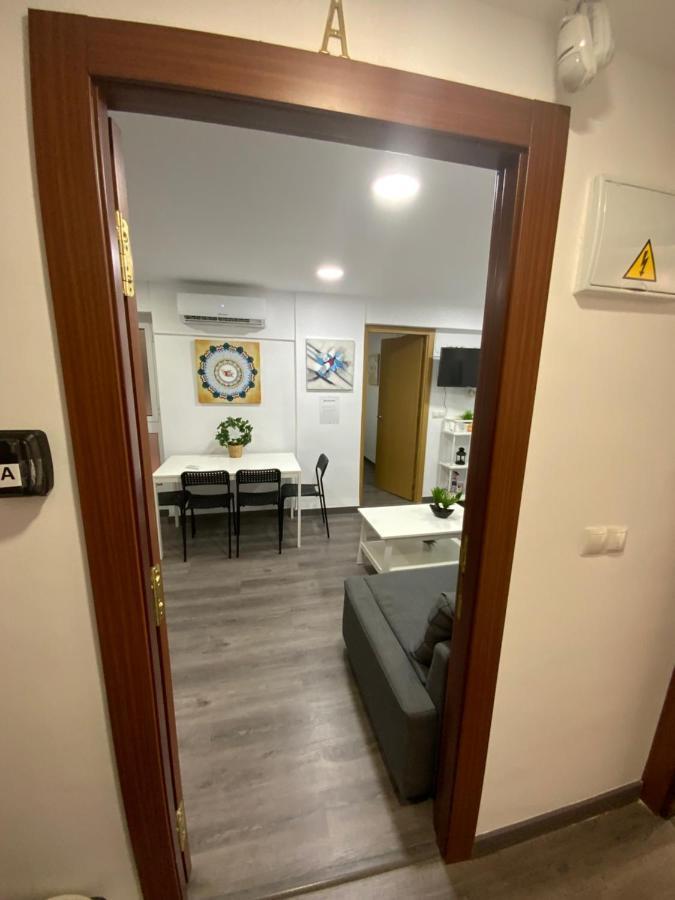 Goya Apartamentos Malaga Exterior photo