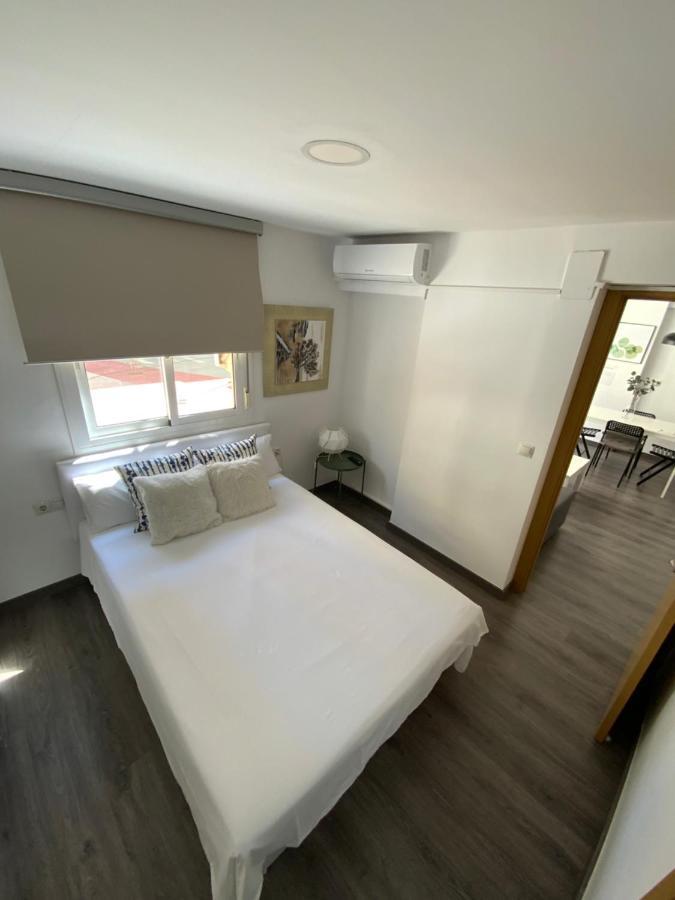 Goya Apartamentos Malaga Exterior photo